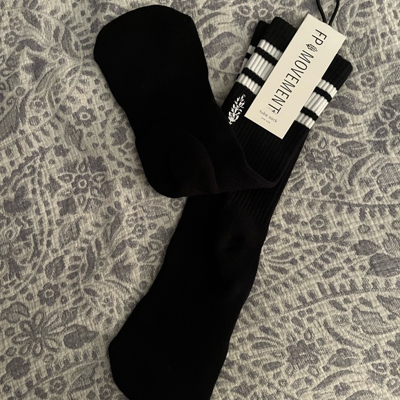 Final price !! ONE pair of FP movement logo socks - Picture 4 of 4